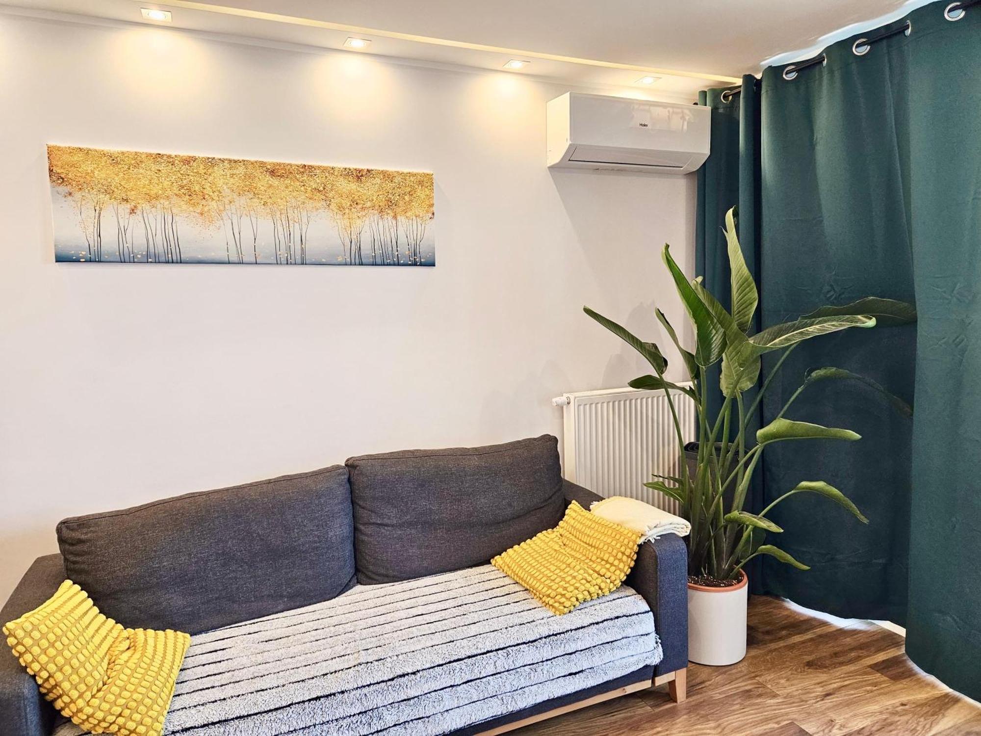 Comfortable Apart, Old Town, Free Parking, Hanging Bed, Wi-Fi, Lift, Aircon,Self Check-In 24H, Stare Miasto, Winda, Nowy Budynek, Garaz 0 Zl, Klima Wroclaw Exterior photo